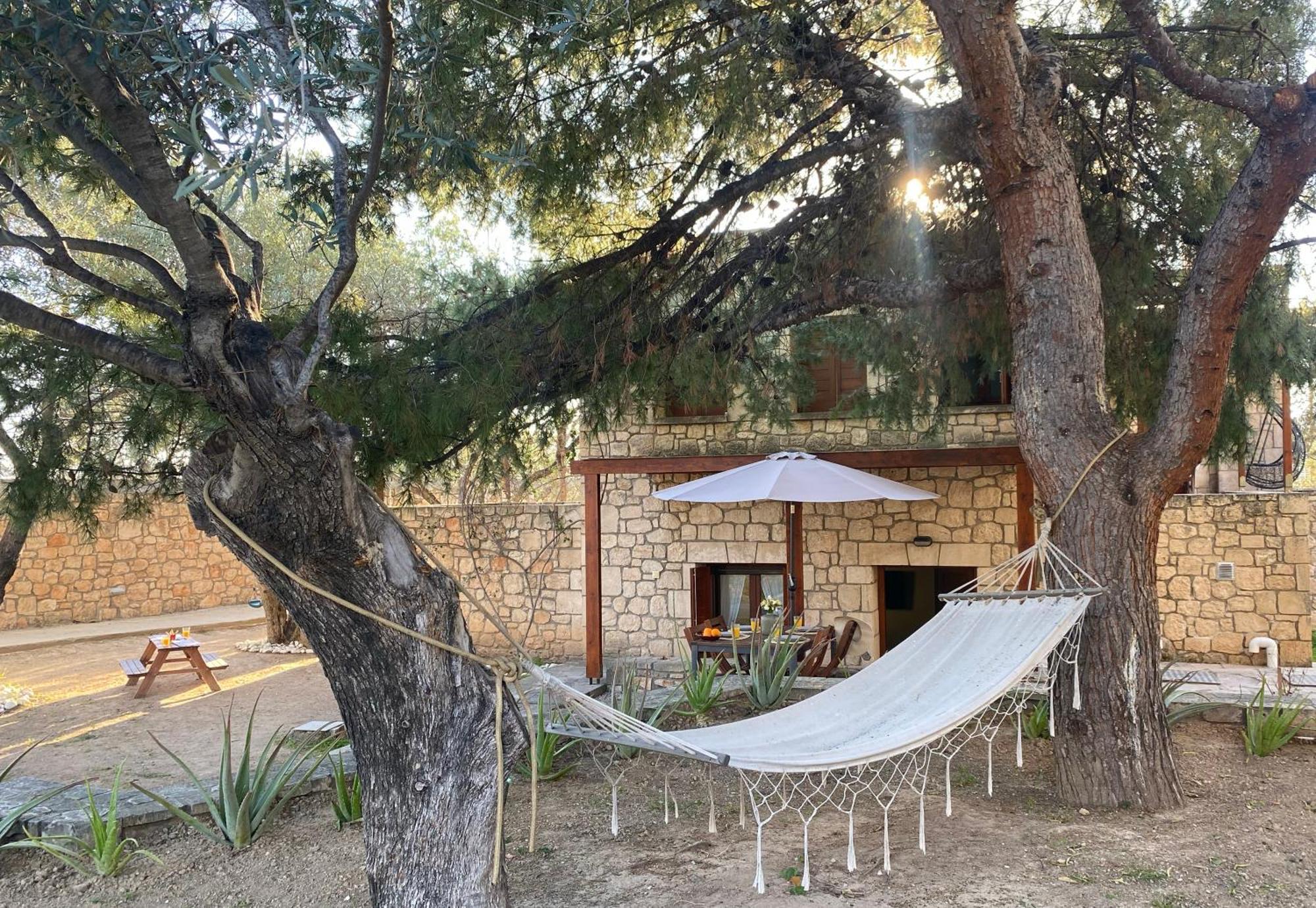 Pyrgos Ralli Estate Guesthouse Aegina Екстериор снимка